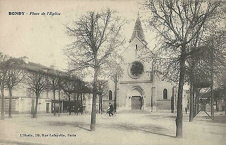 Bondy.Place de l'église