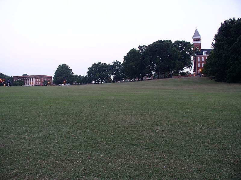 File:Bowman Field.jpg