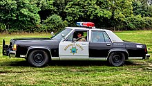 Ford ltd crown victoria police