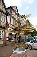 Signpost of twin towns in Celle Celle Partnerstaedte Siegel 2014-07.jpg