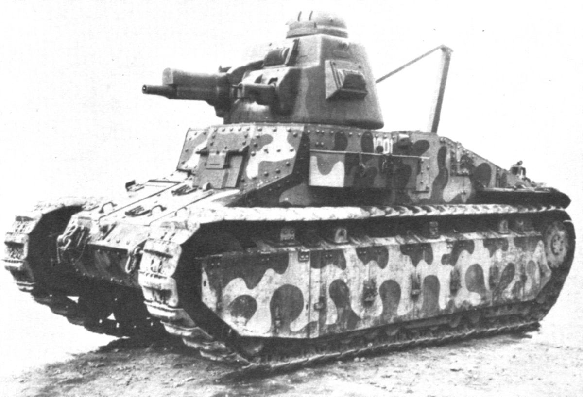 французский танк renault d2