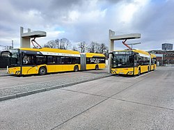 Батарейні електробуси у процесі заряджання, Берлін