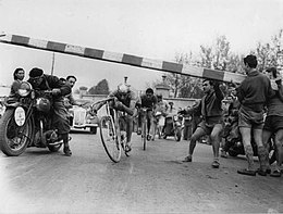 Coppi Soldano Lombardia 1950.jpg