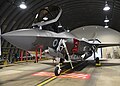 Eine F-35I Adir der 140. Staffel „Golden Eagle“ (Adler-Symbol) in ihrem Hangar auf Nevatim