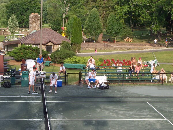 Paramount (formerly Dellwood) Country Club in New City