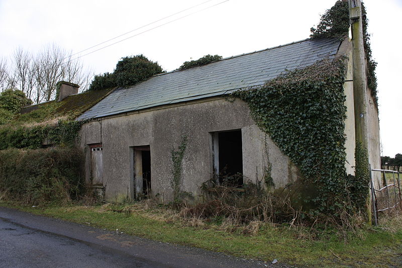 File:Derelict house, Greystown Road, Downpatrick, February 2010 (01).JPG