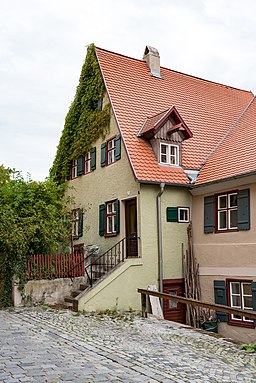 Dinkelsbühl, Föhrenberggasse 15-20160820-001