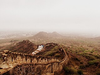 <span class="mw-page-title-main">Bhujia Fort</span> Fort near Bhuj, Gujarat, India
