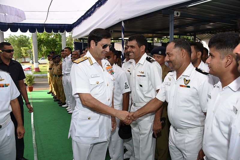 File:Eastern Naval Command bids farewell to Chief of Naval Staff Admiral RK Dhowan (4).jpg