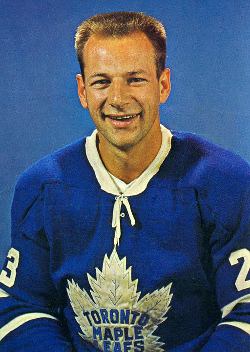 Eddie Shack Maple Leafs Chex card