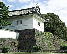 Muralla defensiva y edificios alrededor de Kōkyo.