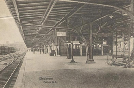 Quai de la gare en 1921.