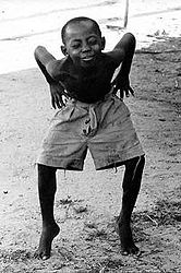 Enfant noir, Zanzibar, 1962. « La photographie humaniste », Bibliothèque nationale, 2007.