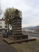 Fontaine du Jeu de Paume.jpg