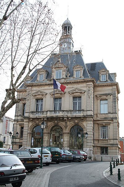 File:Frontignan Mairie.JPG