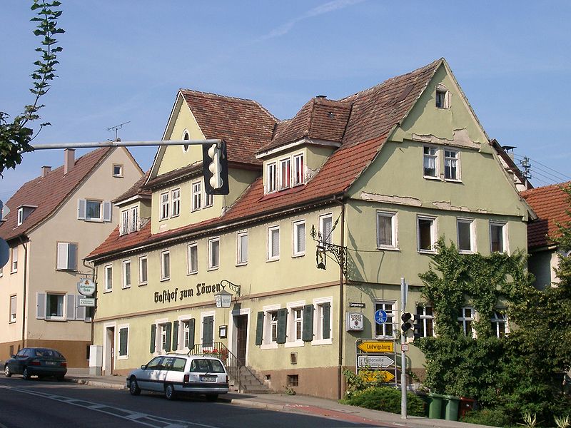 File:GasthofzumLöwenKheim.jpg