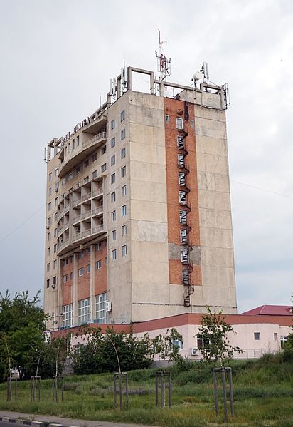 File:Giurgiu - building 2.jpg