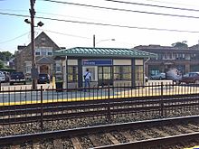 The outbound platform at Glenside station Glenside Northbound.jpg