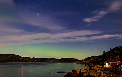 Green aurora over north Brofjorden, Loddebo