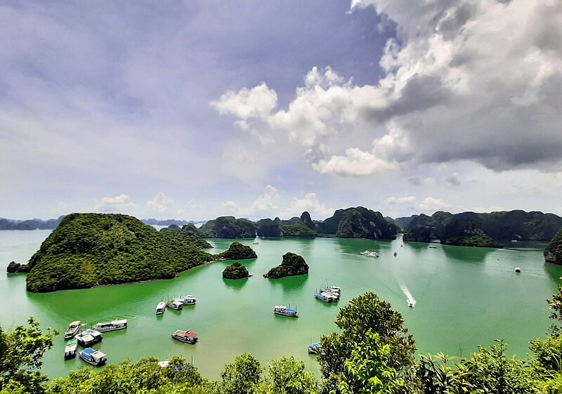 File:Ha Long Bay in 2019.jpg