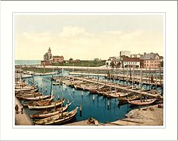 Polski: Port i stacja pilotów ~1895 English: Harbour and pilot station ~1895 Deutsch: Hafen und Lotsenamt ~1895