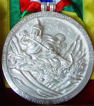 <span class="mw-page-title-main">Sir Edmund Hillary Mountain Legacy Medal</span> Award