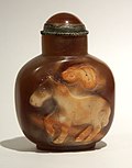 Naive horse Horse on bottle.jpg