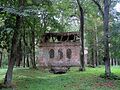 English: Evangelical cemetery in Imionek Polski: Kaplica-mauzoleum na cmentarzu ewangelickim w miejscowości Imionek