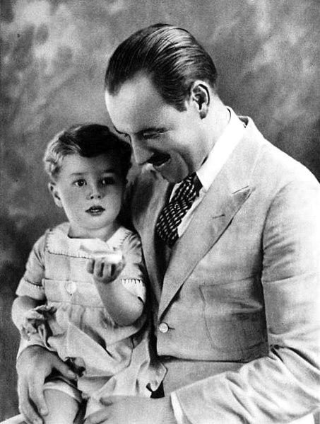 Tim Holt and his father, actor Jack Holt (1921)