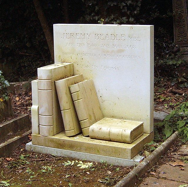 Grave, Highgate Cemetery
