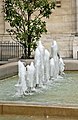 1441) Jets d'eau, place de la Sorbonne, Paris. 23 juin 2012