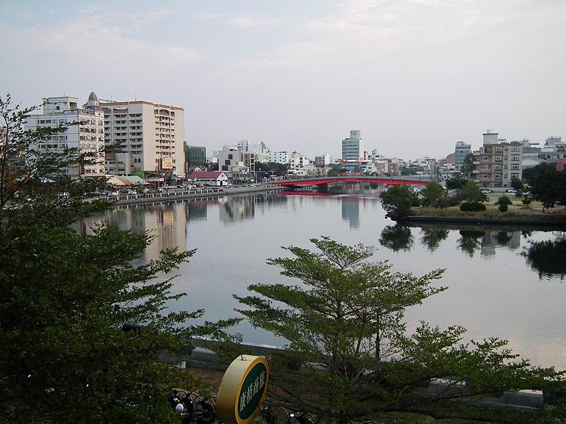 File:Jinhua Bridge over Tainan Canal 台南運河金華橋 - panoramio.jpg