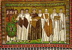 Justinian mosaik ravenna.jpg