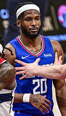 Justise Winslow - 51849059765 (cropped).jpg