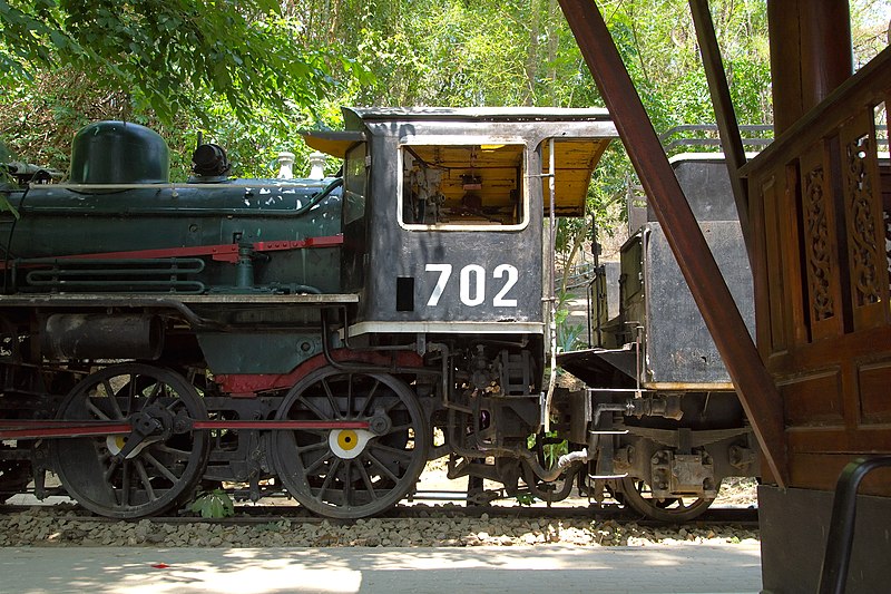 File:Kanchanaburi, Burma Railway train, Thailand.jpg