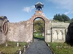 Kirk Wynd, Auld Kirkyard, stará farnost Kirk, hraniční zeď, zábradlí, brány a brána