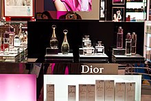 Тысяча и одна вещь: как особняк Dior в Париже стал музеем