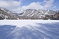 結氷した湯ノ湖（栃木県日光市）(200426)