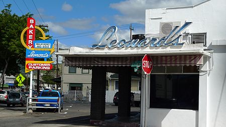 Leonard's Bakery (4290322777)