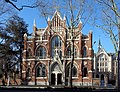 Façade de la chapelle de l'Université catholique de Lille en février 2021.