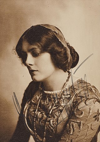 <span class="mw-page-title-main">Lily Brayton</span> 19th/20th-century English actress and singer