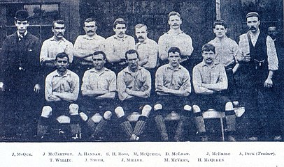 L'équipe de Liverpool lors de la saison 1892-1893.