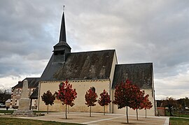 Loreux église Saint-Laurian 1.jpg