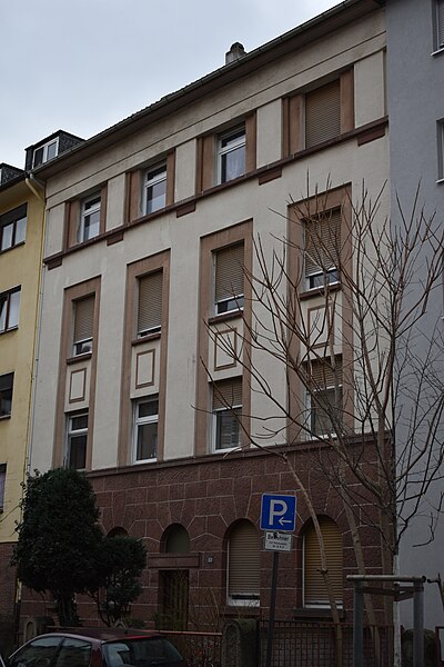 File:Ludwigshafen, Gebäude Schanzstraße 33 20231226.jpg