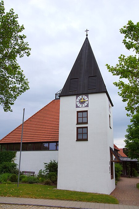 Luther Kirche Postbauer 001