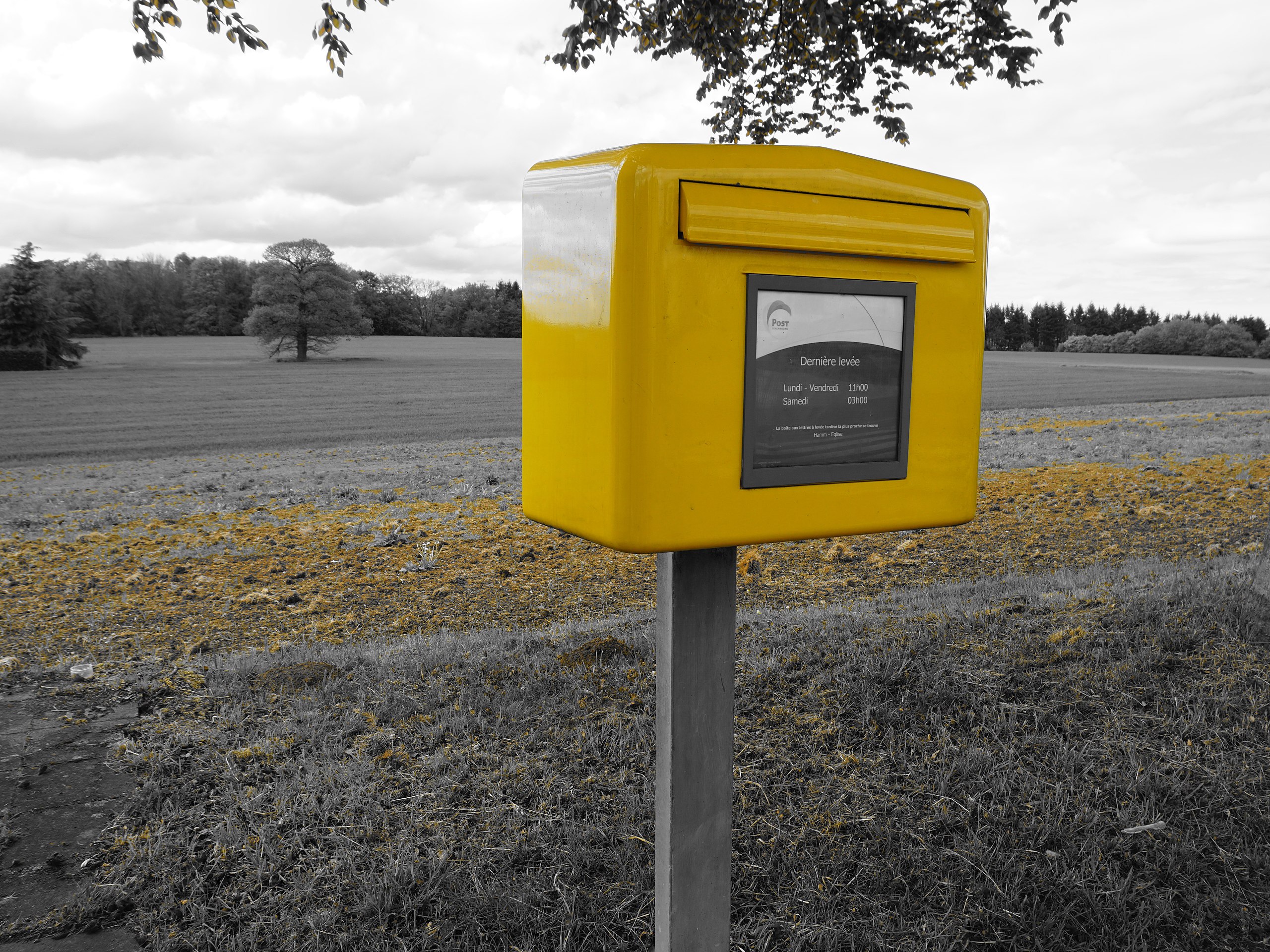 Boîte aux lettres de La Poste, Boîte aux lettres de La Post…