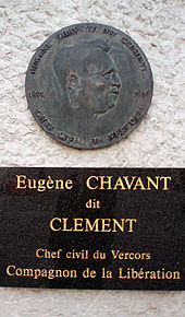 Medaillon portret.  Op zwart marmer: Eugène Chavant dit Clément, civiel hoofd van Vercors, metgezel van de Bevrijding