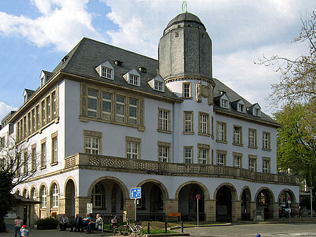 Menden-Rathaus4-Asio.JPG