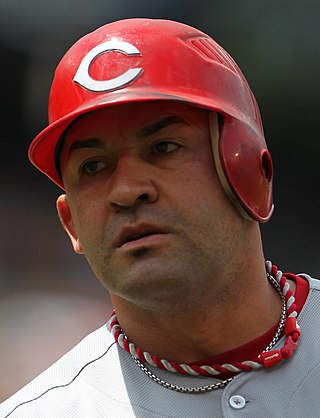 <span class="mw-page-title-main">Batting helmet</span> Protective head covering worn by baseball players