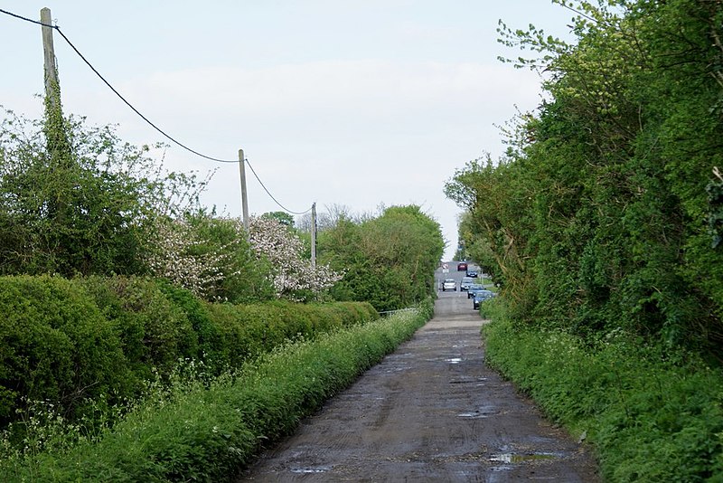 File:Mill Lane, Chinnor - geograph.org.uk - 1849542.jpg